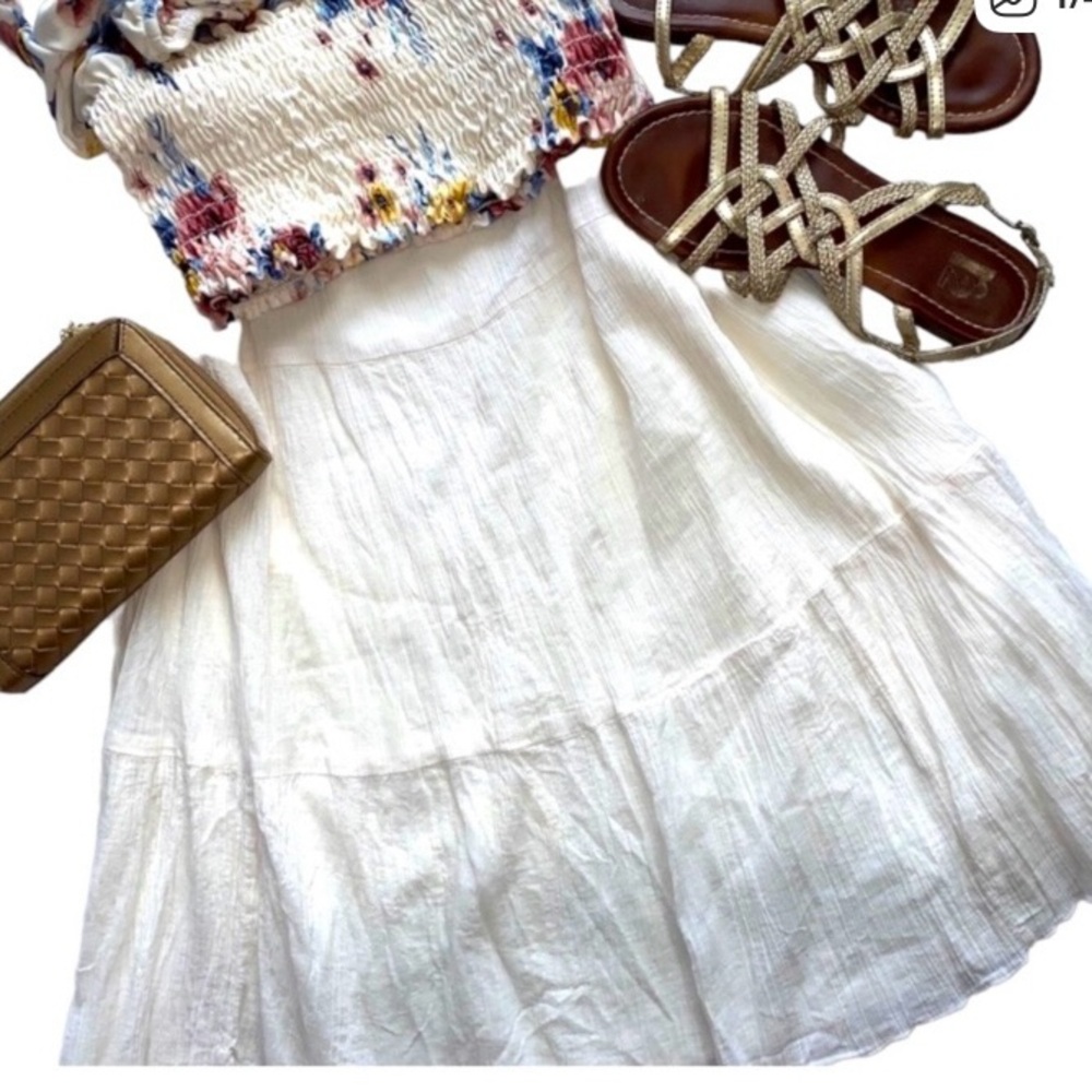 A. Byer White Skirt Sz M